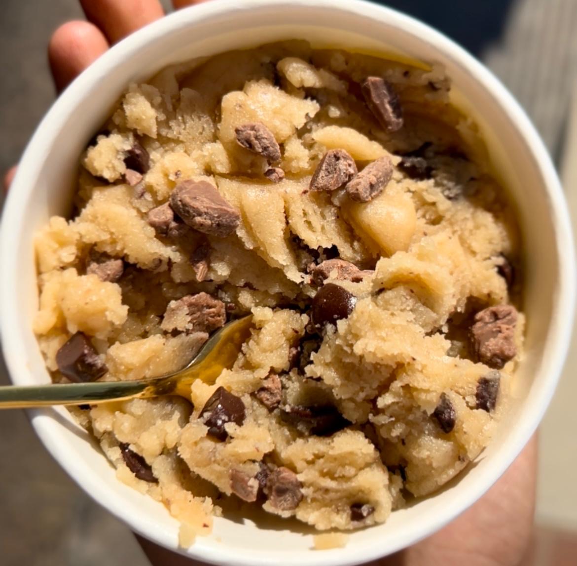 Chocolate chip cookie Cake Dough
